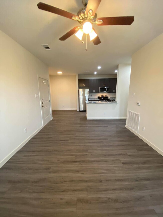 Devon Place Apartments For Rent in Edinburg, TX