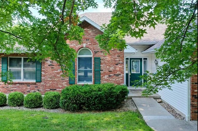 Photo - 4405 Fall River Dr