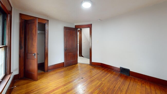 Building Photo - 2196 6th St SW Rental