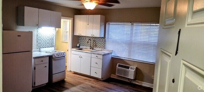 Building Photo - 455 39th Ave N Unit #1 Rental