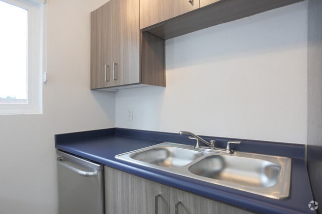 Tigardville Apartments