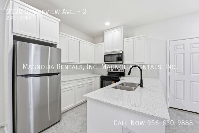Photo - 2120 S Oakview Dr Unit 2