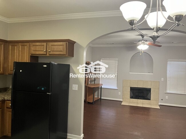 Photo - 261 Oxmoor Pl