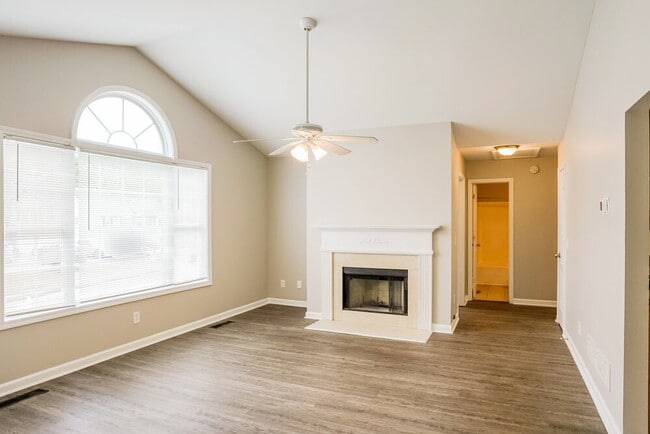 Photo - 2973 Rolling Ln