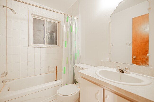 Photo - 72 Rue de la Visitation Unité 4