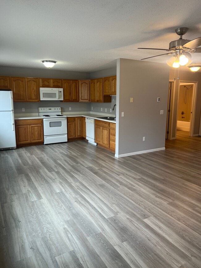 Photo - 615 11th Street Southwest