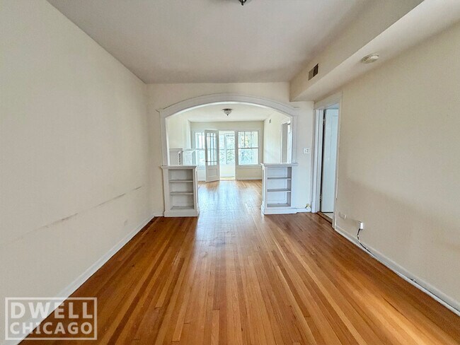 Photo - 3445 W Schubert Ave Unidad 01