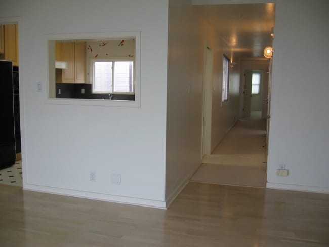 Photo - 782 Great Hwy