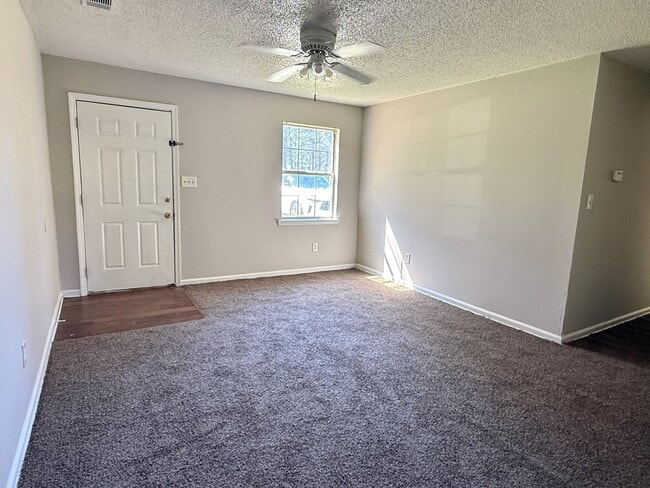 Photo - 8170 Geiger St NW Unidad 8170 Geiger