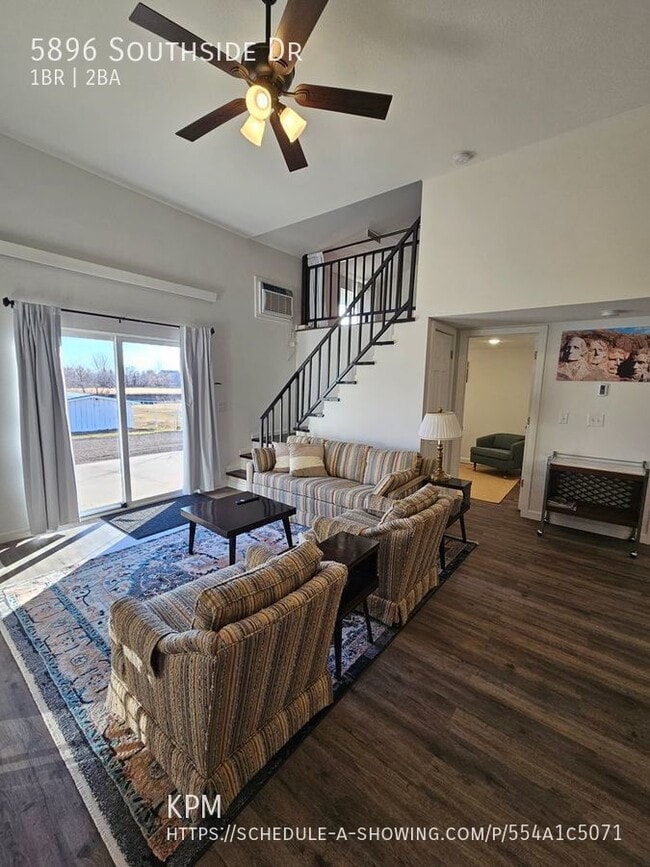 Photo - 1302 E Fairmont Blvd