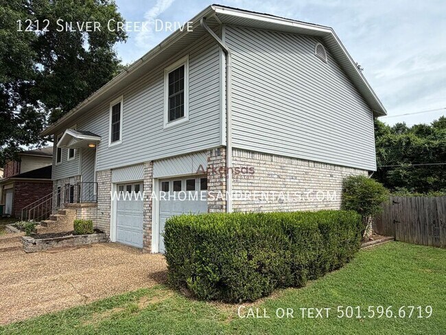 Photo - 1212 Silver Creek Dr