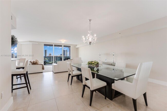 Photo - 3301 NE 183rd St Unidad 2103