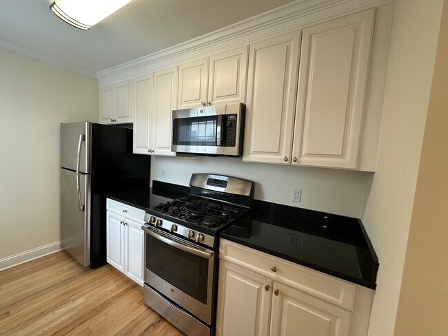 Photo - 65 Langdon St