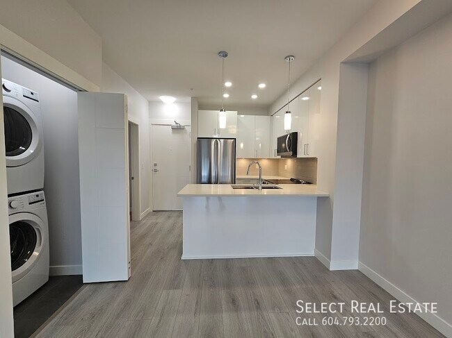 Photo - 33886 Pine St Unit 420