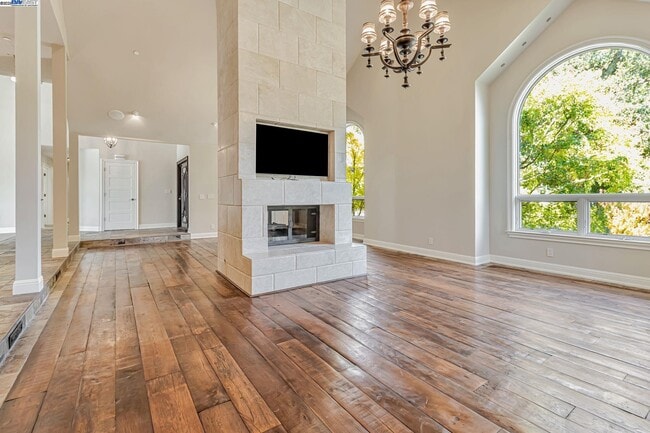 Photo - 24400 Mountain Charlie Rd