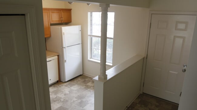 Photo - 11 Ramsgate Ln