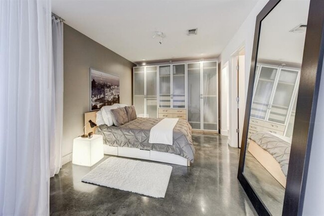 Photo - 845 Spring St NW Unit 522