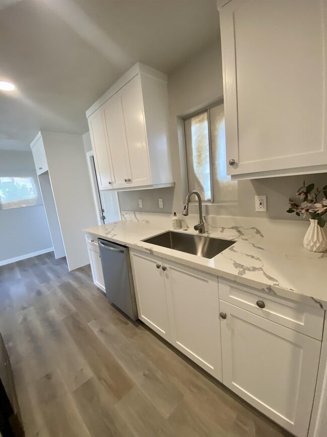 Photo - 8821 Greenbrook Way