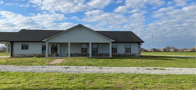 Building Photo - 9969 Glen Rd