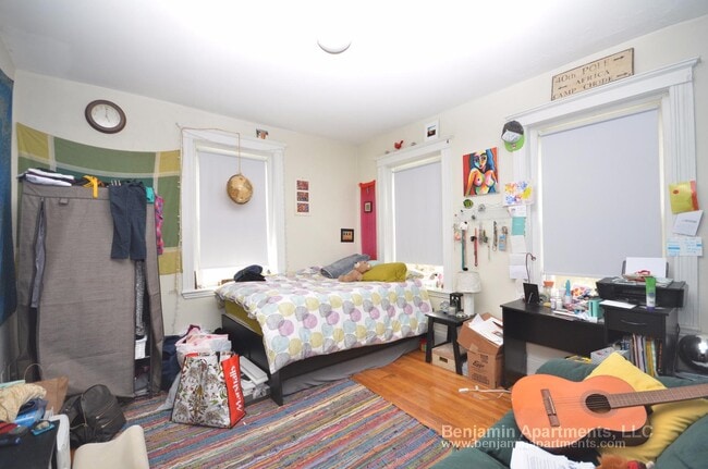 Photo - 9A Egremont Rd Unit 8