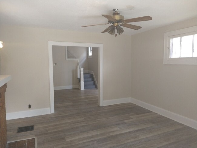 Photo - 206-208 N Harris Ave Unit 206