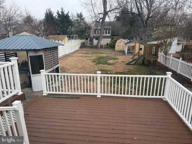 Photo - 147 Maple Terrace