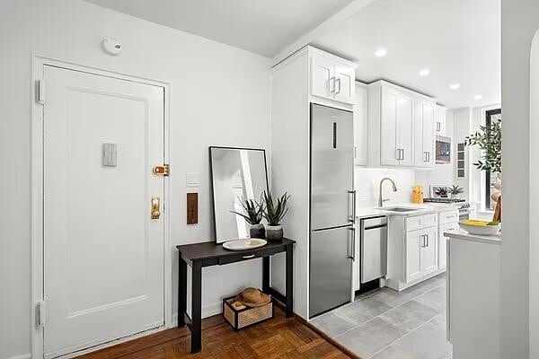 Photo - 230 W 105th St Unidad 2G