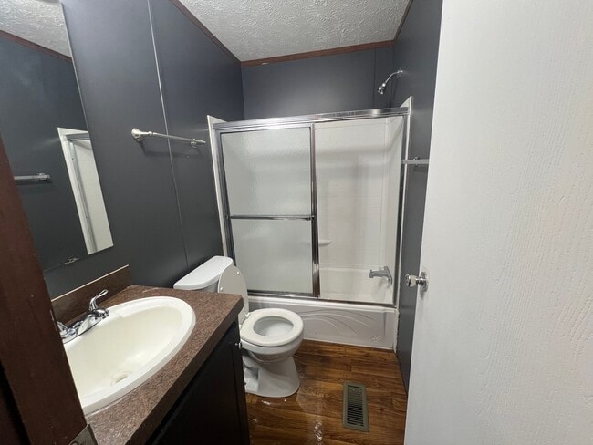 Photo - 62 Locust St