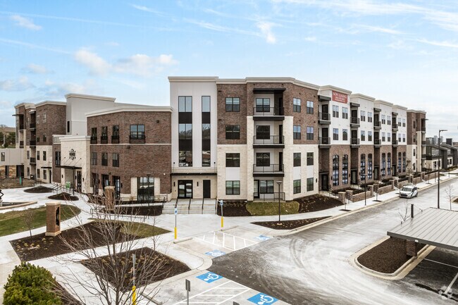 Photo - IKON at Promontory