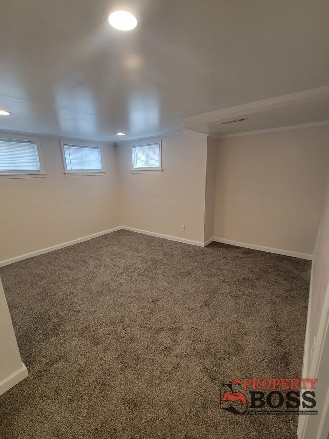 Photo - 564 Carolina St