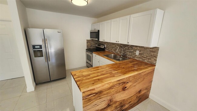 Photo - 15221 NE 6th Ave Condo Unit A307