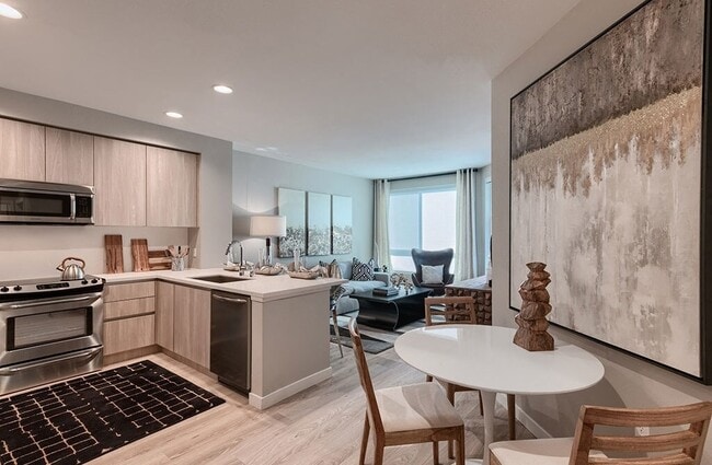 Photo - 88 Wareham St Unidad 307