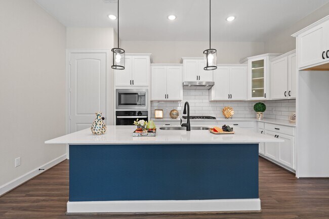 Photo - 1206 Hidden Oaks Dr