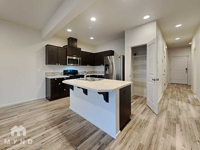 11016 NE 115th Ct