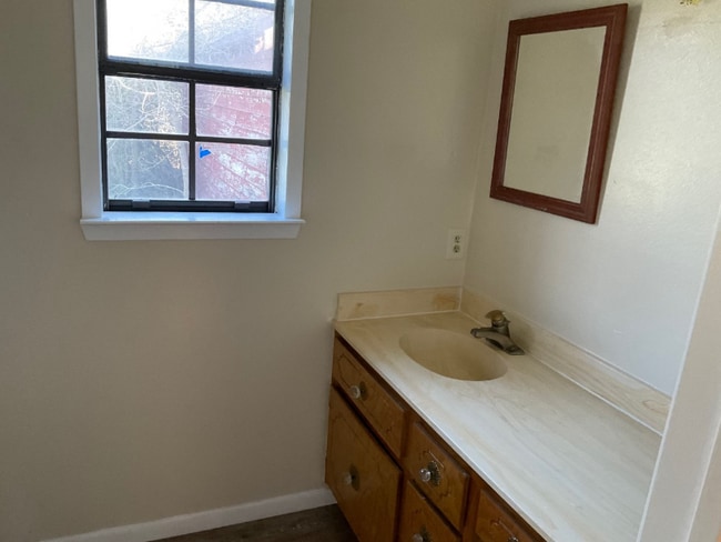 Photo - 119 Maryland St
