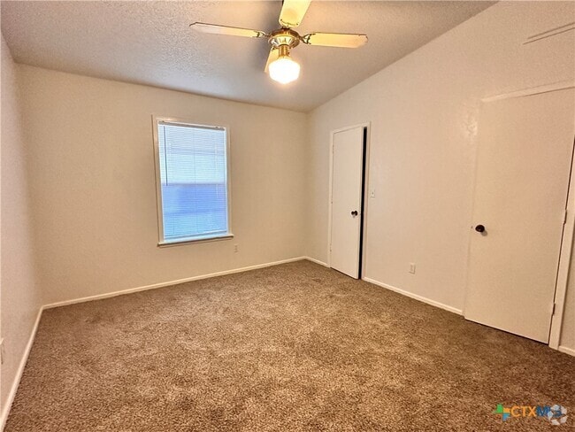 Building Photo - 614 Mill St Rental