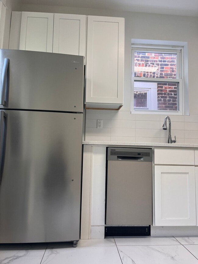 Photo - 256 Dwight St Unit 2