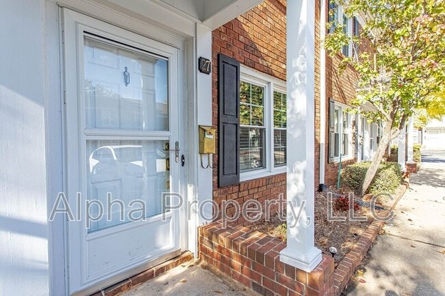 Photo - 501 Edwards Rd