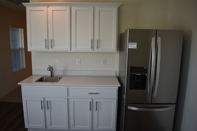 Photo - 4049 Cinnabar Ave