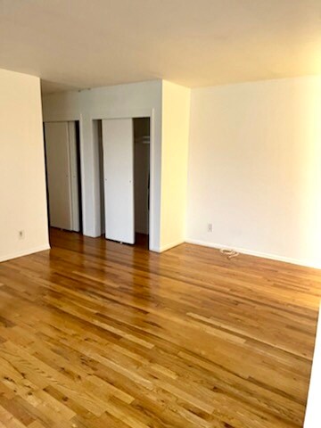 Photo - 235 Larchmont Ave Unit 3a