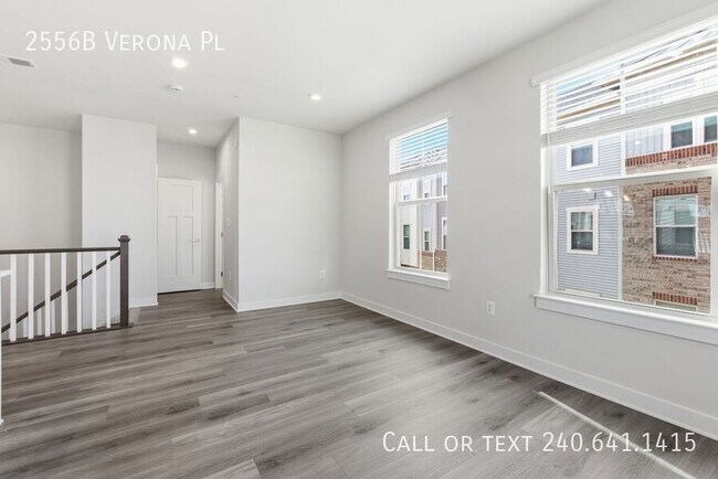 Photo - 2556B Verona Pl