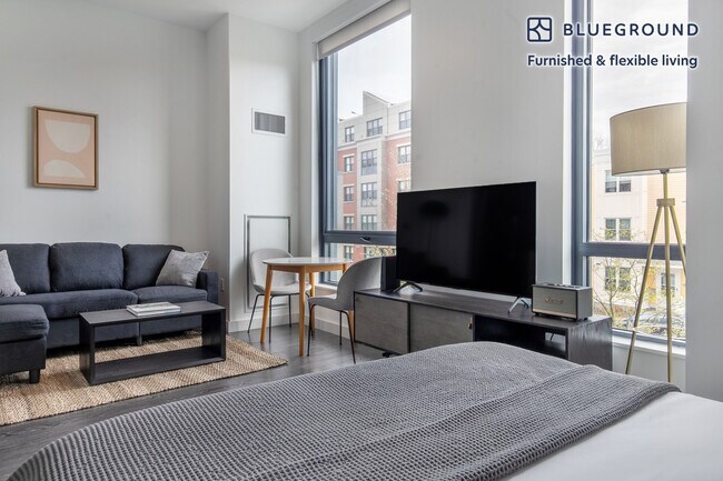 Photo - 10 New St Unidad FL2-ID1053