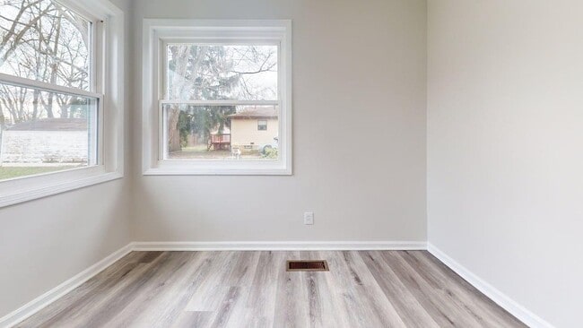 Photo - Charming 2 Bedroom Home in Akron