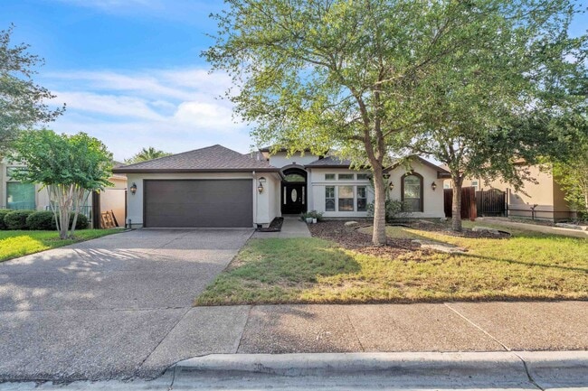 Photo - 3814 Sandcliff Dr House