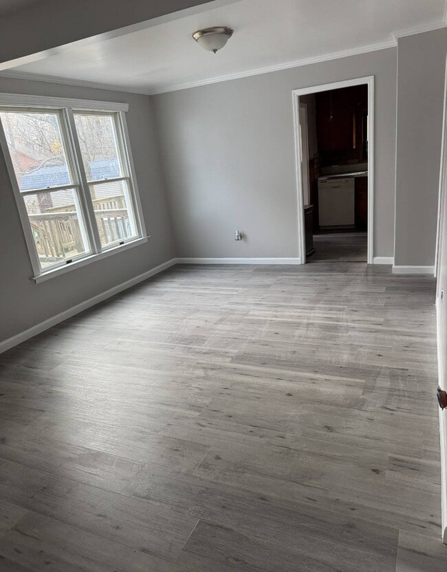 Building Photo - 1183 NY-94