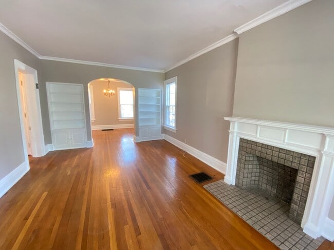 Photo - 387 W 8th Ave Unidad 387 Down