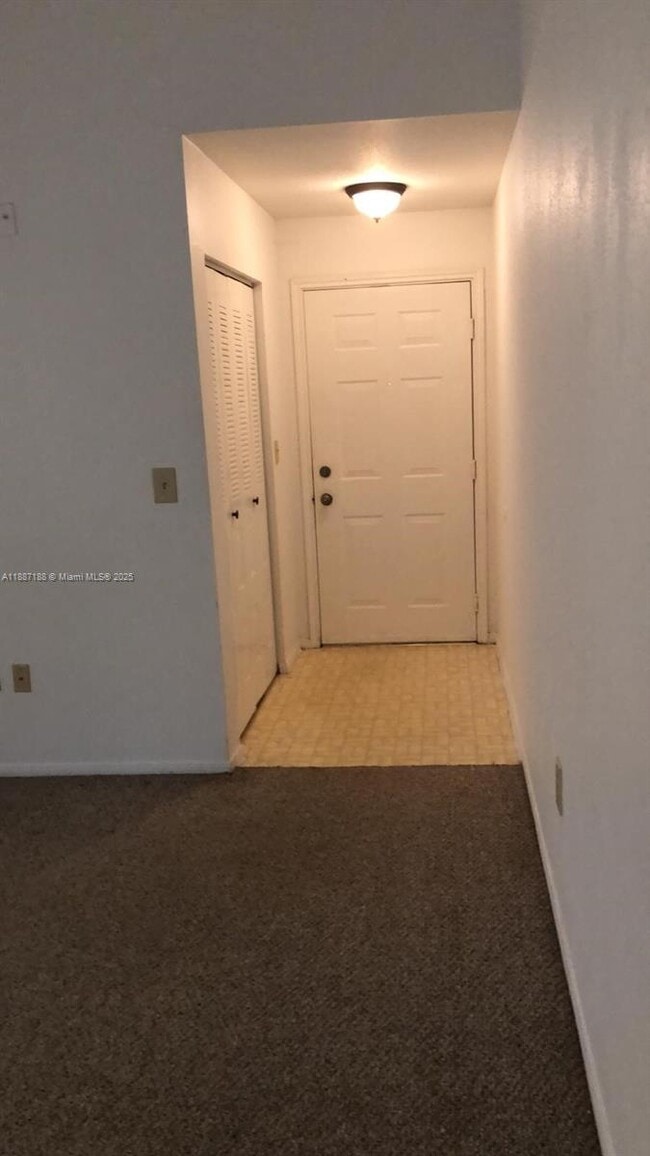 Photo - 2405 NW 33rd St Unit 1214