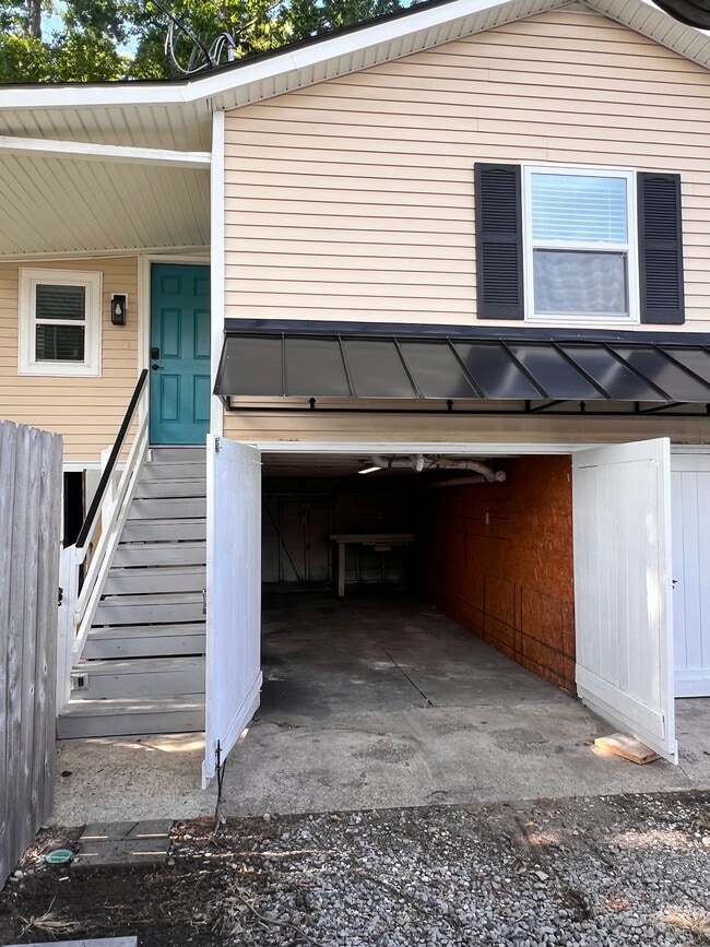 Building Photo - 3709 1/2 Bauvais St Rental