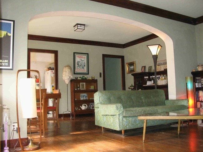 Building Photo - 727 N Occidental Blvd Unit 700 n. occidental blvd