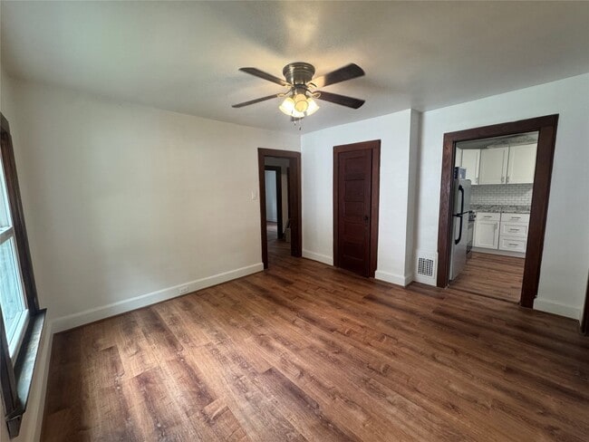 Photo - 308 Mersereau Ave Apartment Unit 2